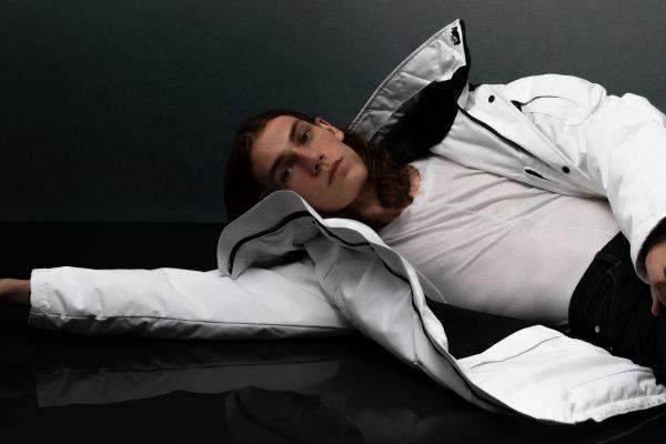 Как выбрать зимнюю куртку мужскую?